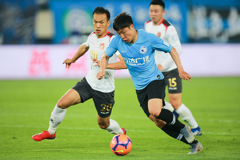 霸气密集射击取胜，球队稳操胜券进决赛