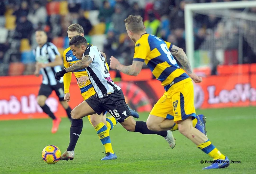 摩纳哥客场战平甘冈，收获一分！的简单介绍