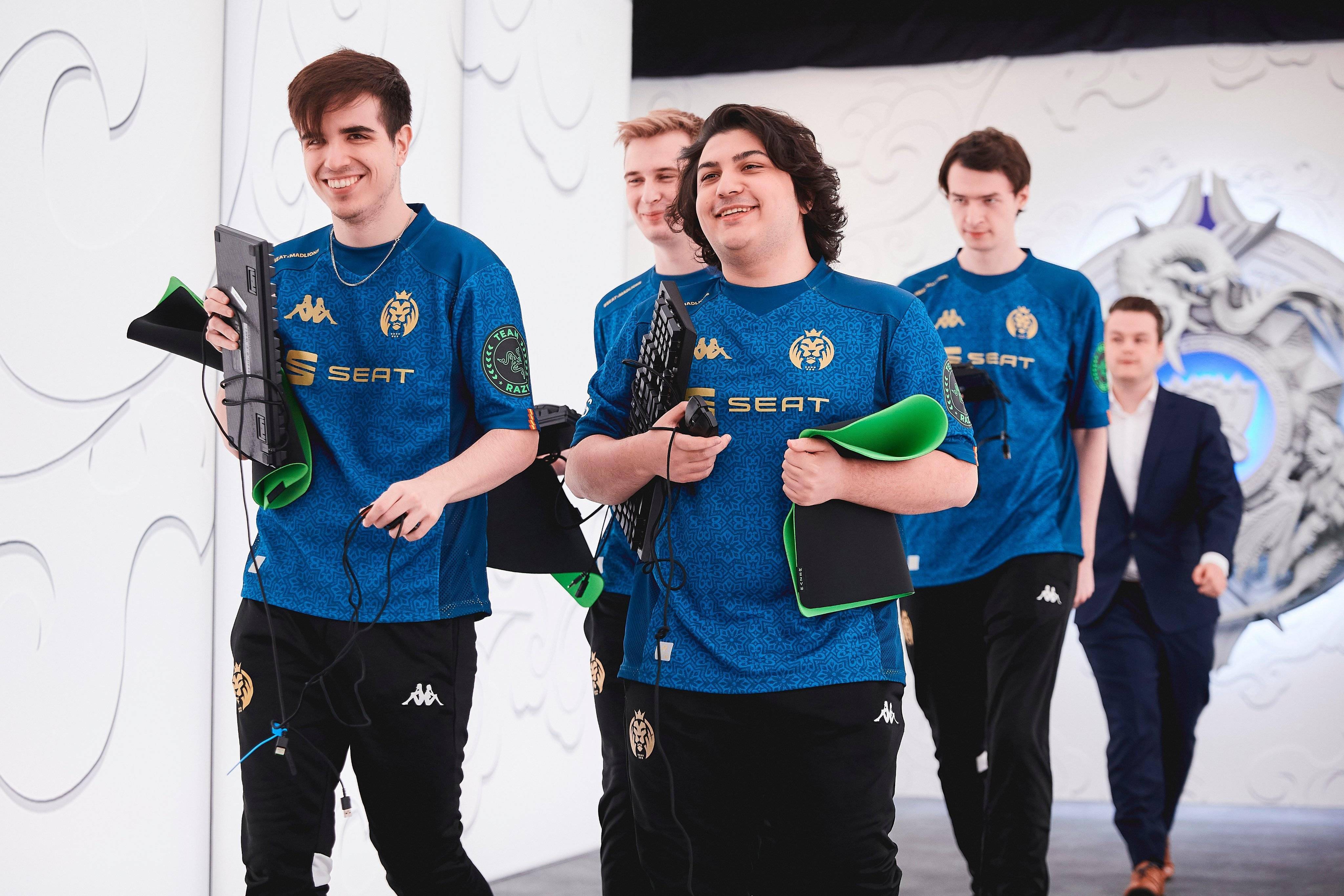 DK翻盘MAD,369打出惊人五杀宿命之战小组赛,成为赛场最大亮点 DK翻盘MAD,369打出惊人五杀宿命之战小组赛,成为赛场最大亮点