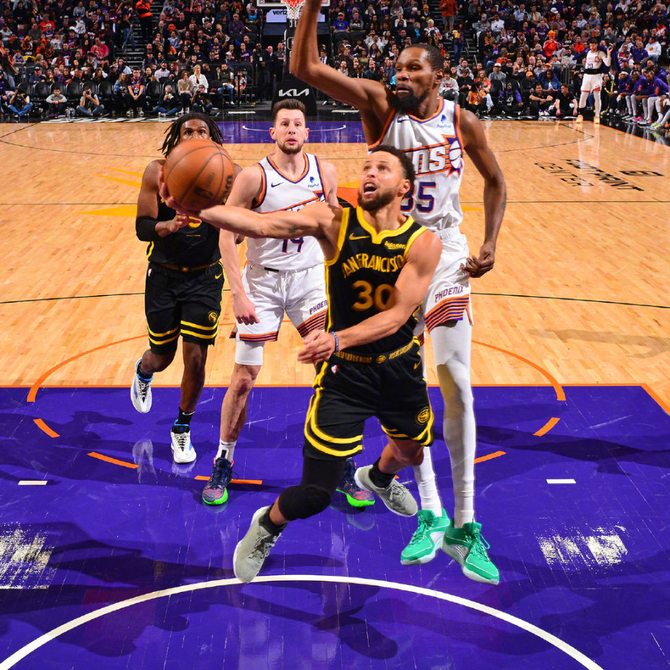 太阳击败勇士,实现连胜四场 太阳击败勇士,实现连胜四场