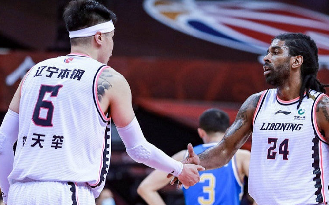 星光璀璨球队斩获三分,豪取胜利 星光璀璨球队斩获三分,豪取胜利