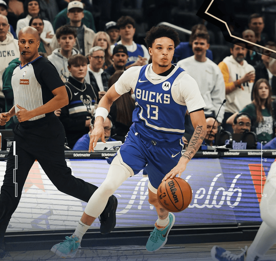 雄鹿队在主场击败快船队，延续胜势